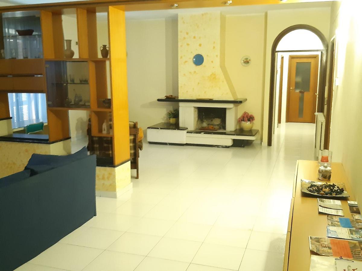 Residenza Caserta Sud - Appartamento Con Giardino Kültér fotó