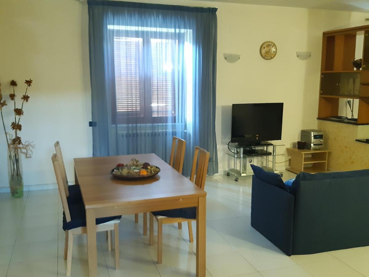 Residenza Caserta Sud - Appartamento Con Giardino Kültér fotó