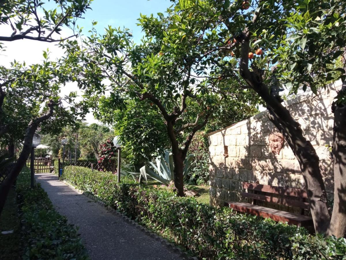 Residenza Caserta Sud - Appartamento Con Giardino Kültér fotó