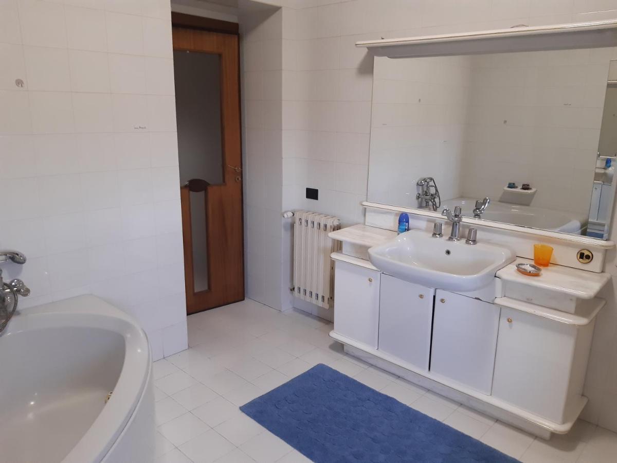 Residenza Caserta Sud - Appartamento Con Giardino Kültér fotó